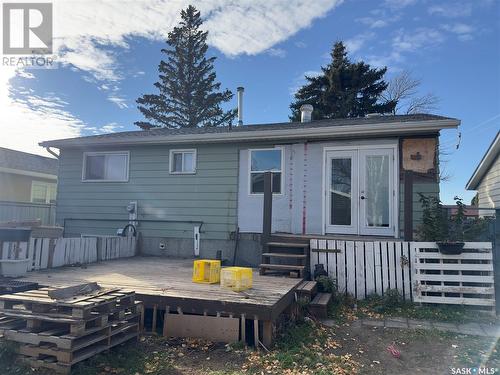 1114 Byng Avenue, Saskatoon, SK - Outdoor