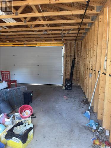 1114 Byng Avenue, Saskatoon, SK - Indoor Photo Showing Garage