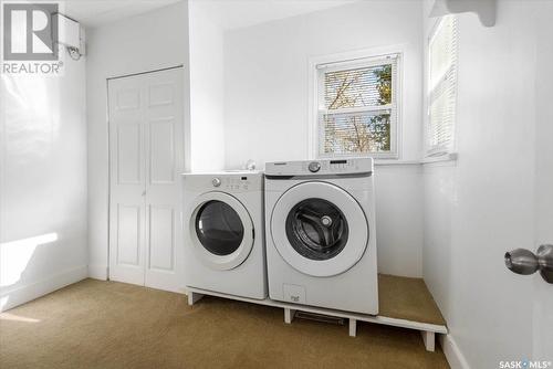 2073 Embury Street, Regina, SK - Indoor Photo Showing Laundry Room