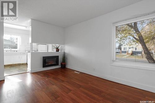 2073 Embury Street, Regina, SK - Indoor With Fireplace