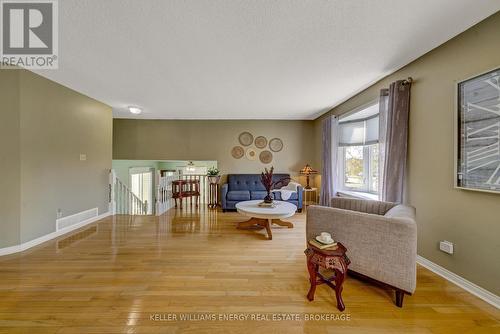 20 First Avenue, Prince Edward County (Wellington), ON - Indoor