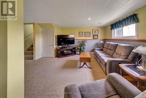 20 First Avenue, Prince Edward County (Wellington), ON - Indoor