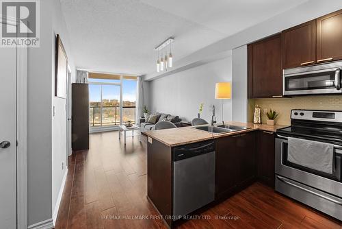 808 - 1328 Birchmount Road, Toronto, ON - Indoor Photo Showing Kitchen With Stainless Steel Kitchen With Double Sink