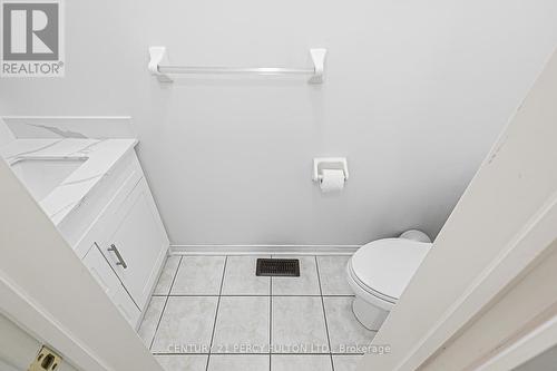 208 Penndutch Circle, Whitchurch-Stouffville, ON - Indoor Photo Showing Bathroom