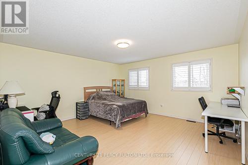 208 Penndutch Circle, Whitchurch-Stouffville, ON - Indoor Photo Showing Bedroom