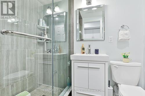 208 Penndutch Circle, Whitchurch-Stouffville, ON - Indoor Photo Showing Bathroom