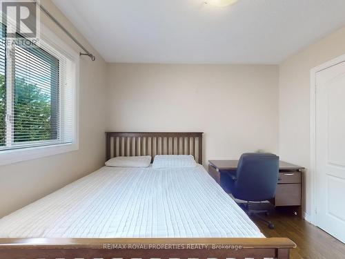 78A Kerfoot Crescent, Georgina, ON - Indoor Photo Showing Bedroom