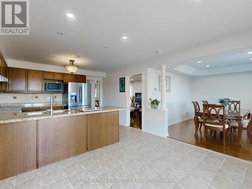 78A Kerfoot Crescent, Georgina, ON - Indoor Photo Showing Kitchen