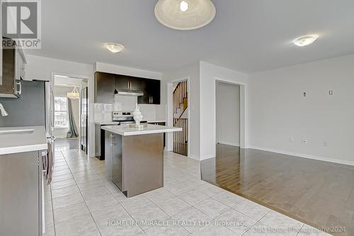 651 Cargill Path, Milton, ON - Indoor Photo Showing Kitchen