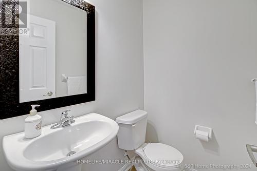 651 Cargill Path, Milton, ON - Indoor Photo Showing Bathroom