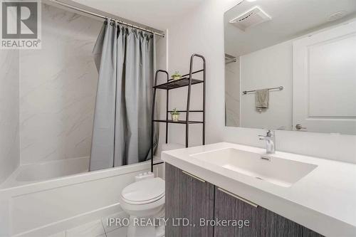 341 - 3062 Sixth Line, Oakville, ON - Indoor Photo Showing Bathroom