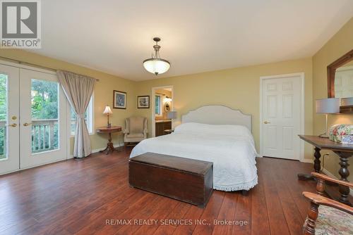 95 Credit Road, Caledon, ON - Indoor Photo Showing Bedroom