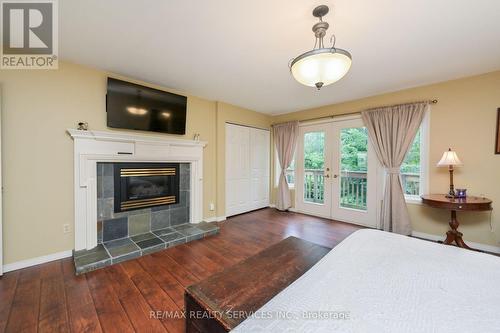 95 Credit Road, Caledon, ON - Indoor With Fireplace