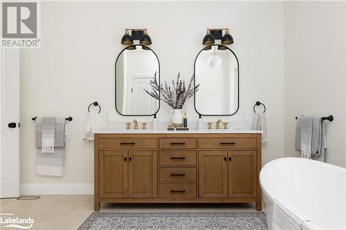 303 Clearwater Lake Road, Huntsville, ON - Indoor Photo Showing Bathroom