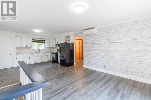 155 Biggings Ave, Sault Ste. Marie, ON - Indoor Photo Showing Kitchen