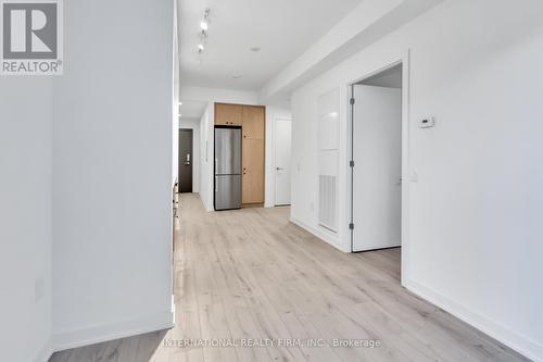 305 - 9 Tecumseth Street, Toronto, ON - Indoor Photo Showing Other Room