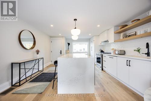 104 Dutch Myrtle Way, Toronto, ON - Indoor Photo Showing Kitchen