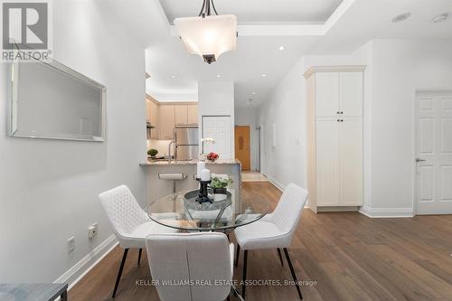 203 - 8 Wellesley Street E, Toronto, ON - Indoor Photo Showing Dining Room