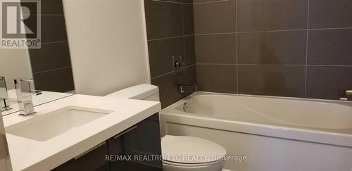 1512 - 8 Eglinton Avenue E, Toronto, ON - Indoor Photo Showing Bathroom