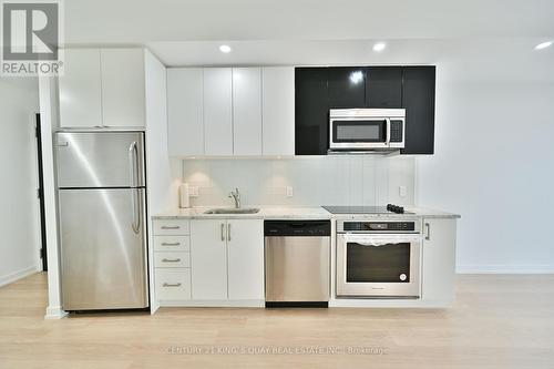 3106 - 89 Dunfield Avenue, Toronto, ON - Indoor Photo Showing Kitchen With Stainless Steel Kitchen