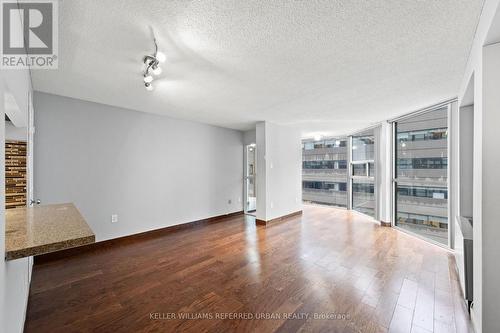 1006 - 705 King Street W, Toronto, ON - Indoor