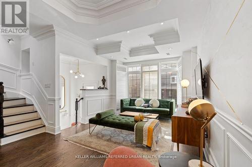 118 Helendale Avenue, Toronto, ON - Indoor Photo Showing Other Room