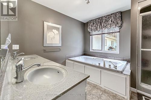 146 Twin Oaks Lane, Leeds & The Thousand Islands, ON - Indoor Photo Showing Bathroom