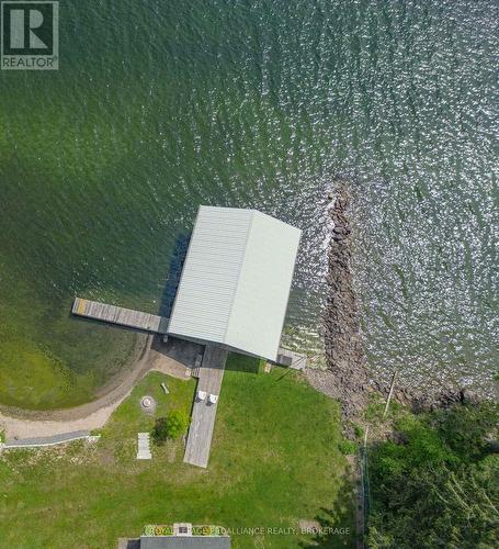 146 Twin Oaks Lane, Leeds & The Thousand Islands, ON - Outdoor With Body Of Water