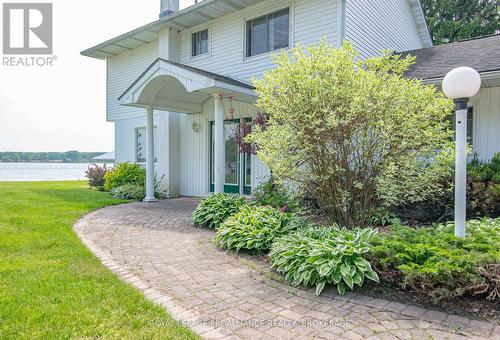 146 Twin Oaks Lane, Leeds & The Thousand Islands, ON - Outdoor