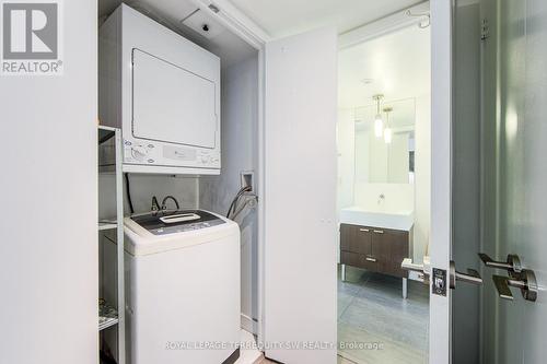 505 - 110 Charles Street E, Toronto, ON - Indoor Photo Showing Laundry Room