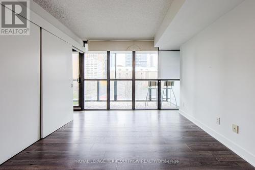 505 - 110 Charles Street E, Toronto, ON - Indoor Photo Showing Other Room