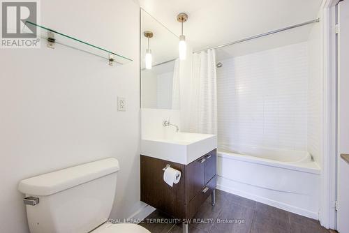 505 - 110 Charles Street E, Toronto, ON - Indoor Photo Showing Bathroom