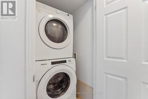 310 - 75 King William Crescent, Richmond Hill, ON - Indoor Photo Showing Laundry Room