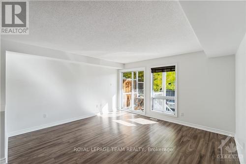 648A Chapman Mills Drive, Ottawa, ON - Indoor Photo Showing Other Room