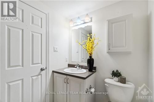 648A Chapman Mills Drive, Ottawa, ON - Indoor Photo Showing Bathroom