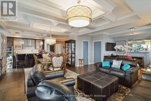 Lph08 - 55 Speers Road, Oakville, ON - Indoor Photo Showing Living Room