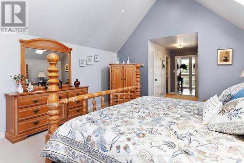 49 Mintens Lane E, Georgian Bay, ON - Indoor Photo Showing Bedroom