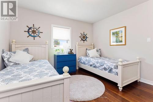 49 Mintens Lane E, Georgian Bay, ON - Indoor Photo Showing Bedroom