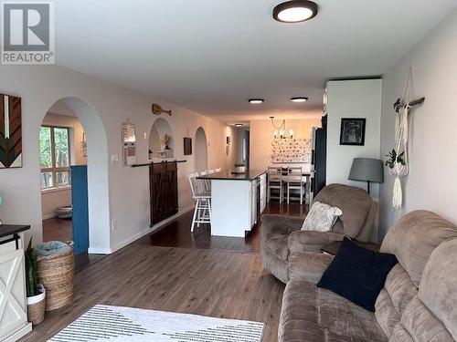 364 Connaught Street, Vanderhoof, BC - Indoor Photo Showing Living Room