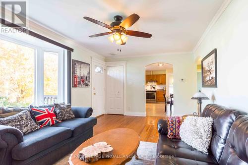 29 Cory Crescent, Quinte West, ON - Indoor Photo Showing Living Room