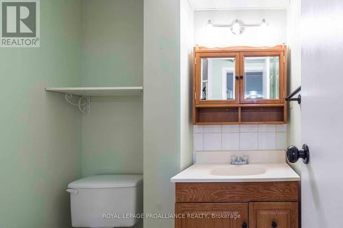 29 Cory Crescent, Quinte West, ON - Indoor Photo Showing Bathroom