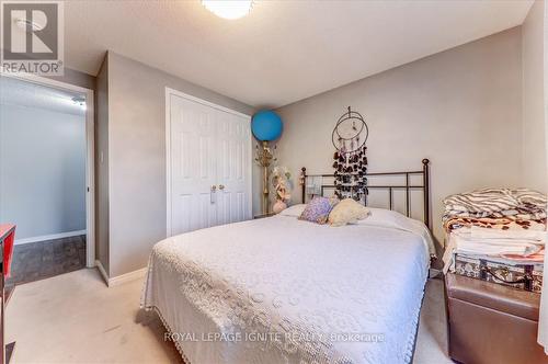 1675 Canadore Crescent, Oshawa, ON - Indoor Photo Showing Bedroom