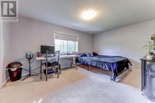 1675 Canadore Crescent, Oshawa, ON - Indoor Photo Showing Bedroom