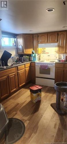 90/92/96 Mclaughlin, Moncton, NB - Indoor Photo Showing Kitchen