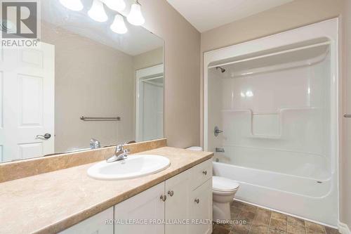 8 Princeton Place, Belleville, ON - Indoor Photo Showing Bathroom