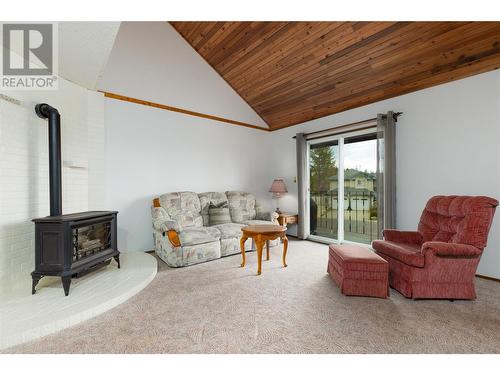 417B Alpine Crescent, Kimberley, BC - Indoor Photo Showing Living Room