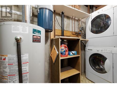 417B Alpine Crescent, Kimberley, BC - Indoor Photo Showing Laundry Room