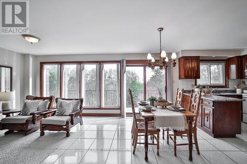 21 Disan Court, Toronto, ON - Indoor Photo Showing Dining Room