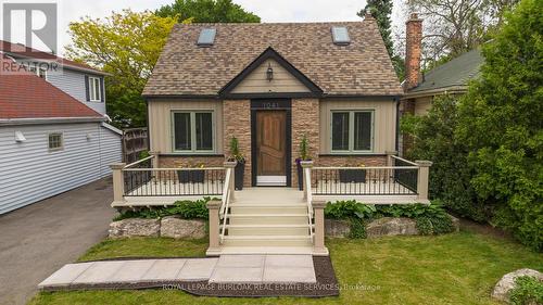 1041 Plains View Avenue, Burlington, ON - Outdoor With Deck Patio Veranda