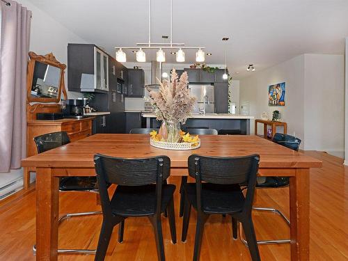 Dining room - 99 Rue Marielle-Primeau, Mercier, QC - Indoor Photo Showing Dining Room